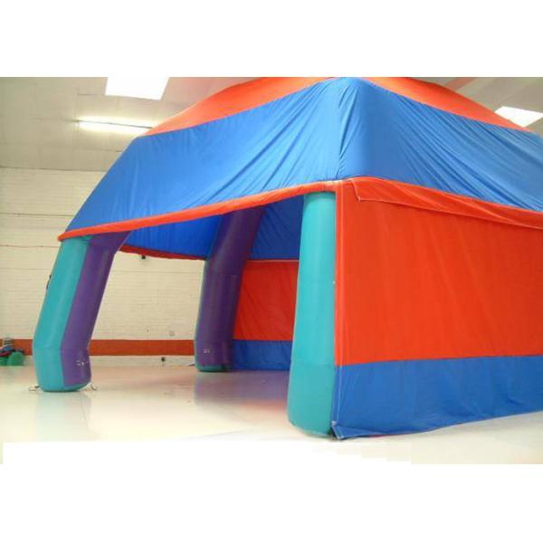 Большие укрытия крупного плана шатра паука шатра Pvc коммерчески шатра раздувные используемые в быках родео резвятся игры