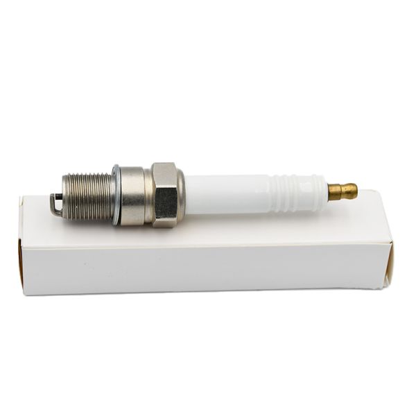 Iridium Spark Plug with Heat Range 77 for C 3500 Series and Gasket Seat Design