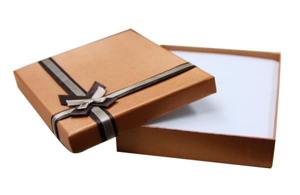 Brown Glossy Paper Keepsake Gift Boxes For Packaging With Black Velet Foam