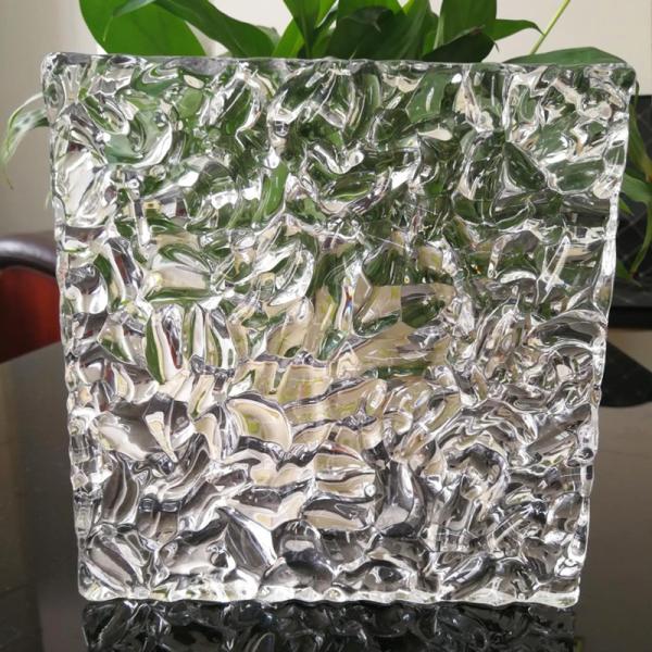 Eco-Friendly Spaces with Glass Brick Blocks Enhancing Natural Light and Reducing Energy Consumption