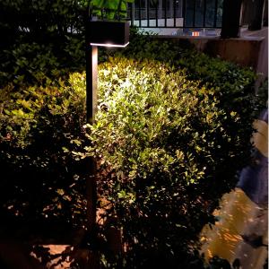 Nenhum jardim do poste de amarração do diodo emissor de luz do cabo ilumina