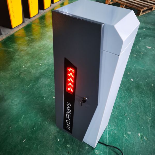 Boom Automatic Intelligent  Car Park Barrier Arm Barrier With Traffic LED Light