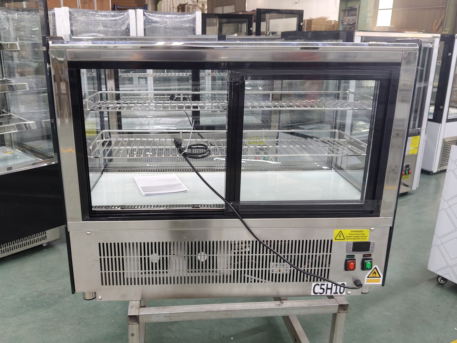 Commercial Countertop Cake Display Fridge with Flat Glass and Copper Pipe LISA90R