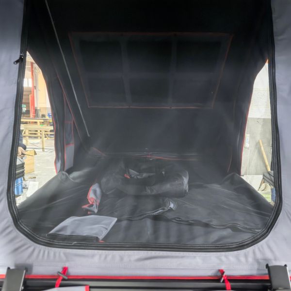 Outdoor Aluminum Alloy Triangle Roof Tent for Car/SUV Automatic Quick Open Feature