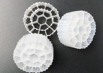 Processo branco material do tratamento de esgotos a/o dos meios da cor 25*12mm do HDPE do portador do biofilm das salas MBBR do tanque 19 de KOI