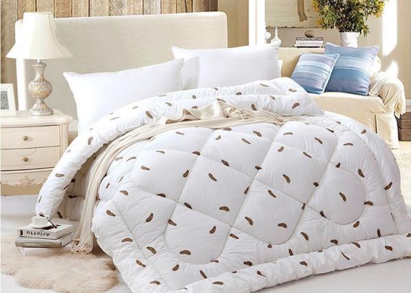 Warm Alternative Down Comforter , Machine Quilting Feather Down Comforter