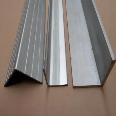 A anti corrosão anodizou os ângulos que de alumínio L dá forma a 6063 40mmx40mm
