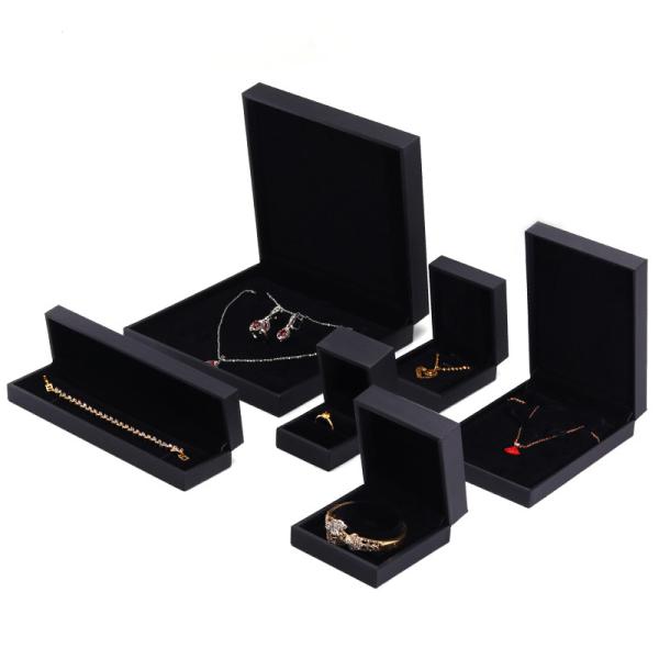 OEM Grain Textured Noble Luxury PU Leather Jewelry Box Case For Storage Packaging