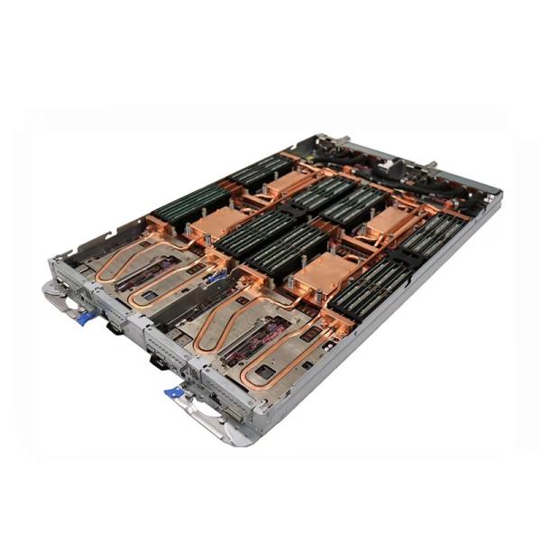 Le serveur SD665 V3 Neptune DWC est le serveur haute performance de nouvelle génération sur la plateforme de refroidissement par eau directe de la génération