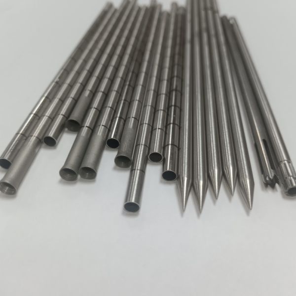 304 316L Stainless Steel Capillary Tube Thin-Walled Pipe  Diameter Change  Sandblasting  Scale.
