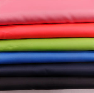 150CM Width Polyester Dyed Fabric 210T Taffeta Plain Style Weft Weaving