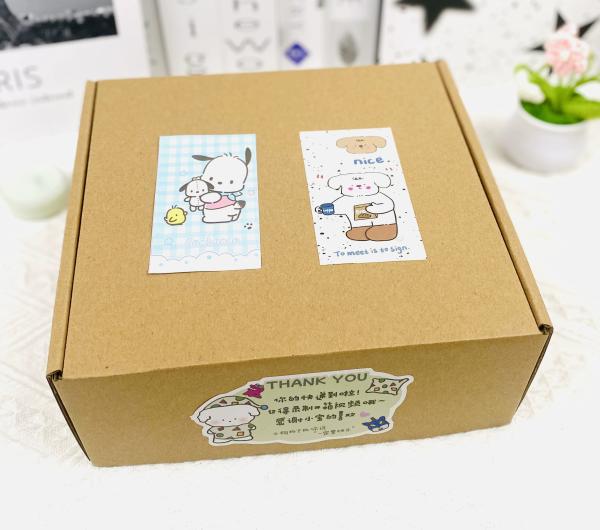Cajas cuadradas de correo Kraft resistente, embalaje rígido y alto para regalos, envío, embalaje corrugado