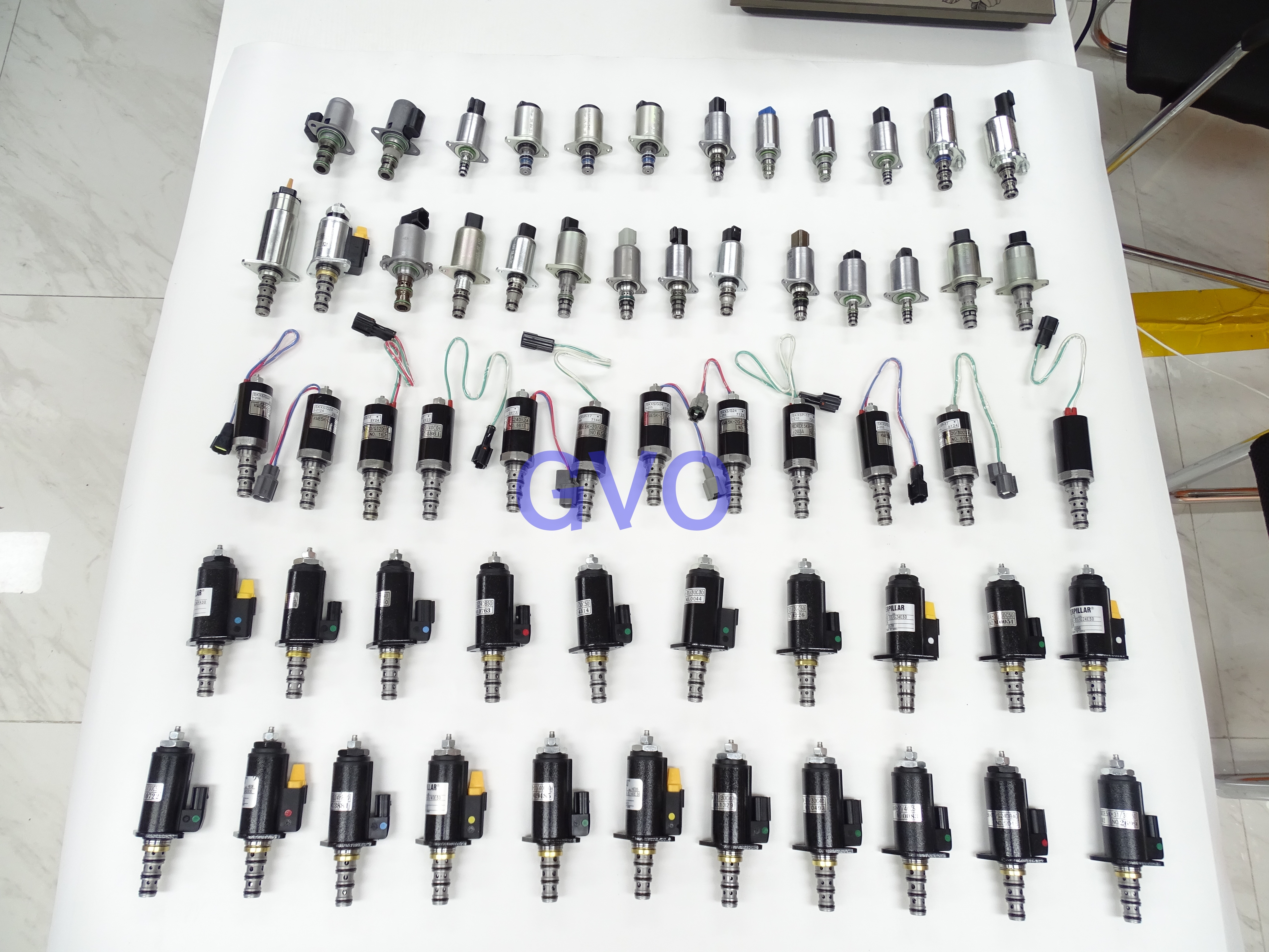GVO 1554653 Engine Stop Solenoid Valve Fuel Shutoff Solenoid Valve for E330B E330C 973C Excavator Bulldozer Electrical Component