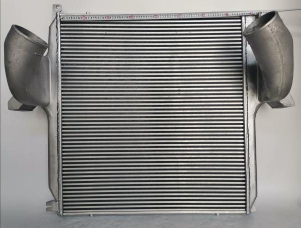 Silver Mercedes Benz Truck Intercooler 9425010201 / 9425010901