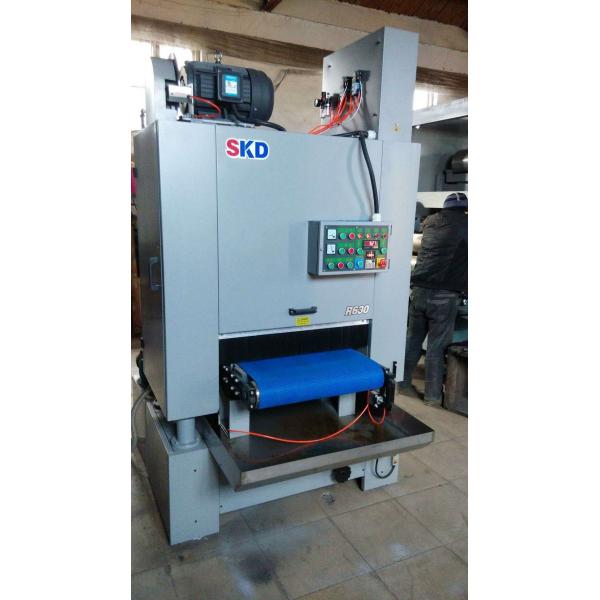 Metal smooth / clean Surface Deburring Machine For Removing Burrs