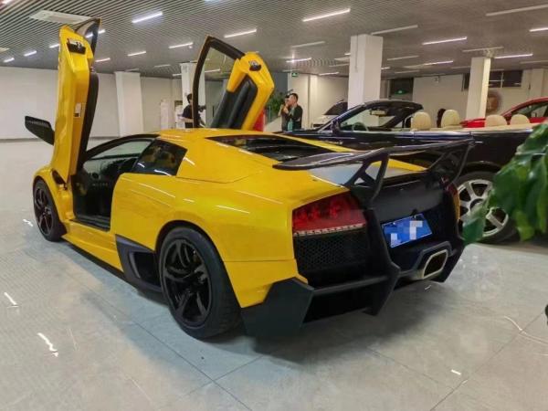 2022 Nouveaux produits Murcielago LP640 Lp650 Body Kit pour Lamborghini LP640 Mise à niveau Lp670sv Style Pare-chocs avant et arrière