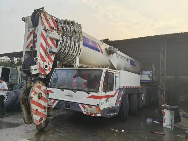 260 toneladas de grúas de camiones Zoomlion Equipo de elevación grande en 2012 Servicio postventa