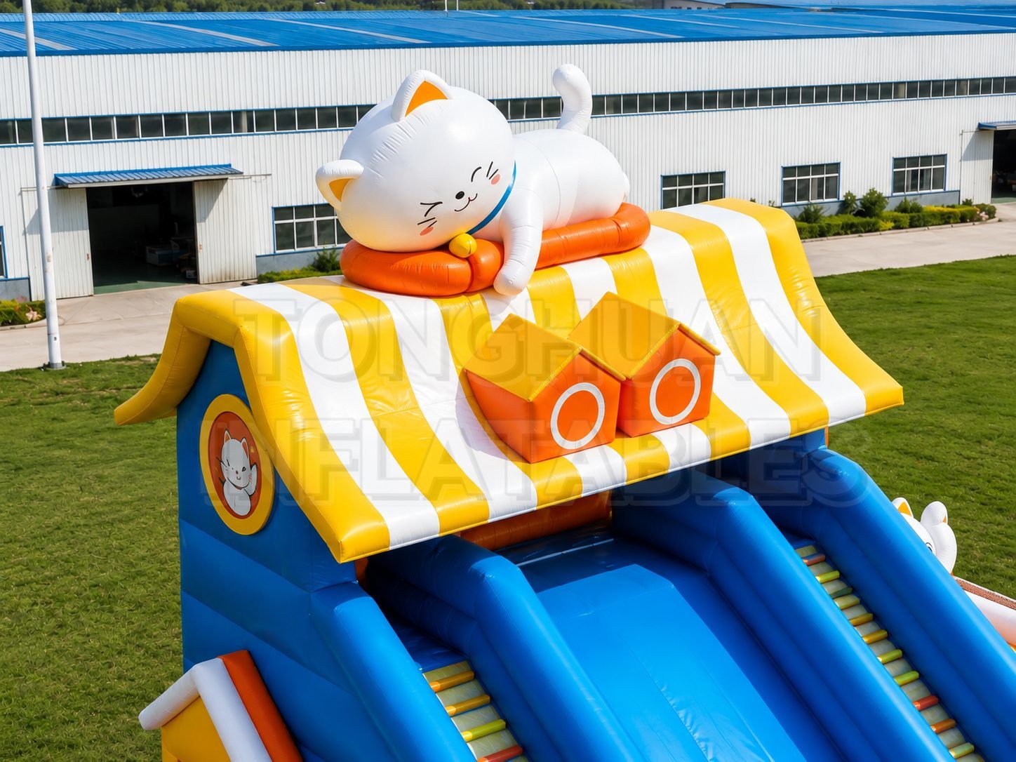 Custom Inflatable Amusement Park with Cat Theme Slide Ball Pit Challenge Course and Modular Play Zones for Commercial Projects