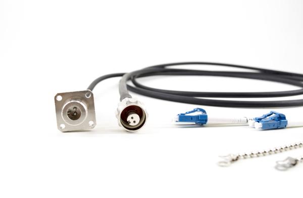 O conjunto de cabo da fibra IP68 exterior Waterproof 2 4 fibras obstrui/soquete para duplex o LC