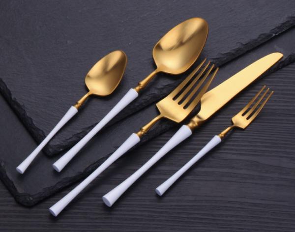 High-grade Forged Stainlesss steel Cutlery Set Flatware with White and Gold Color