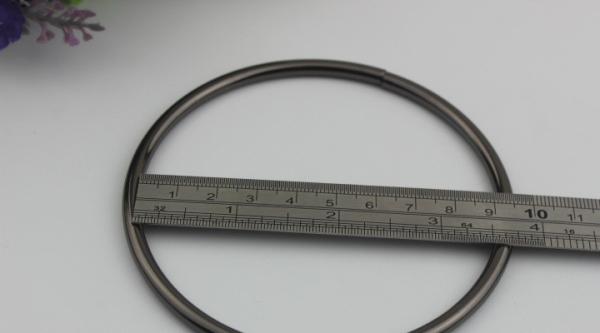 Cheap Customized Handbag Metal Iron Wire Light Gold Big Size 90 mm O Rings For Strap