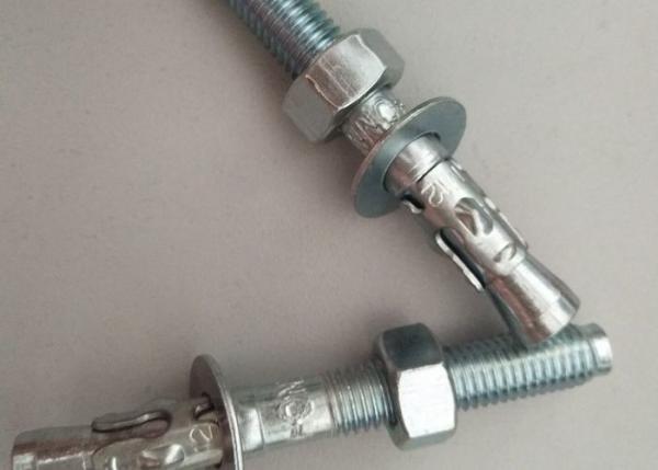 Carbon Steel Wedge Bolt Anchors Throught Bolt For Fasteners  M6-M24 Size