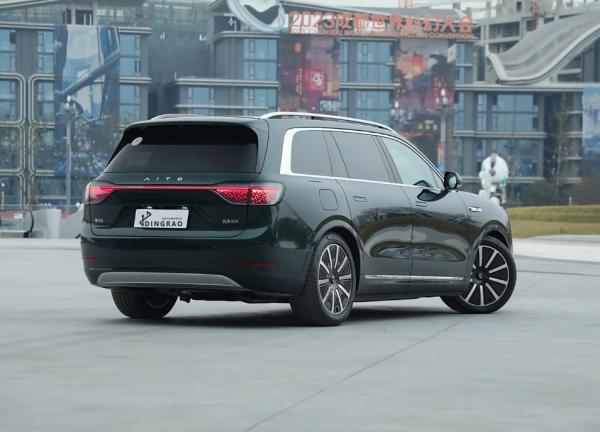 Fabricado na China Competitivo Exportação Luxo Aito M9 Veículo Elétrico Combustível 1,5T Carro Híbrido