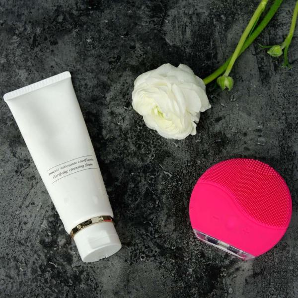 Facial Cleansing Brush Wireless Charging Electric Sonic Face Massager IPX7 waterproof