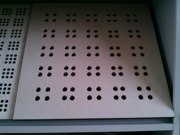 600 × 600 × 35 mm Perforated Raised Floor of Good Ventilation