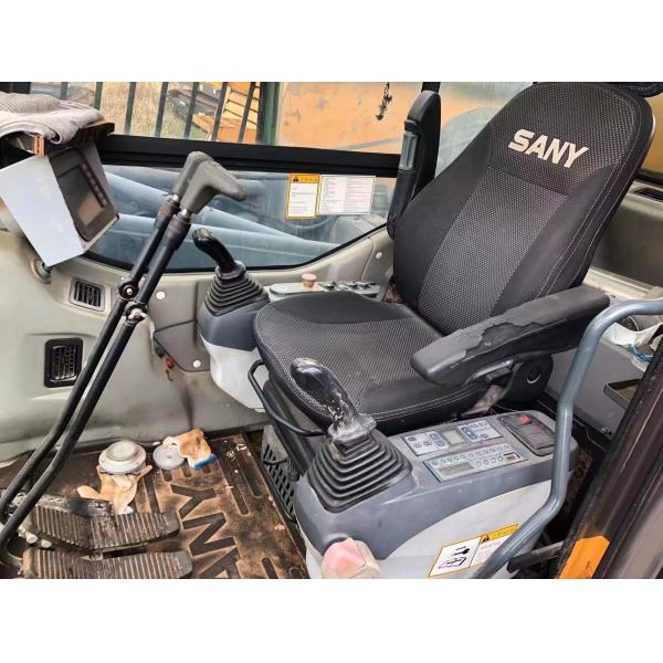 Building Material Shops in Need of SCC550E Used Crawler Crane for Big Projects