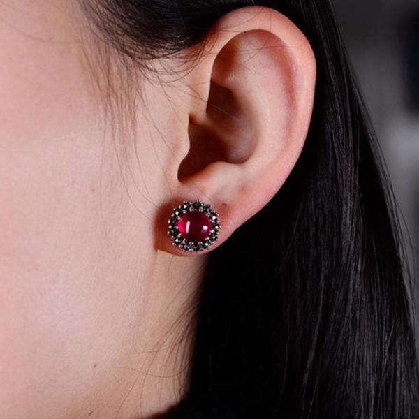 Women Retro Earrings 925 Sterling Silver Synthetic Ruby Stud Earrings (044760)