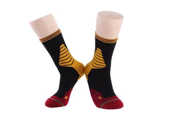 Breathable Crew Compression Basketball Custom Sports Socks Womens Regular Style