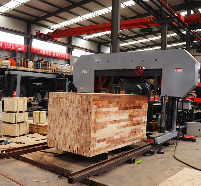 Лесопилки диапазона машины ленточнопильного станка woodworking деревянного вырезывания вертикальные с экипажом