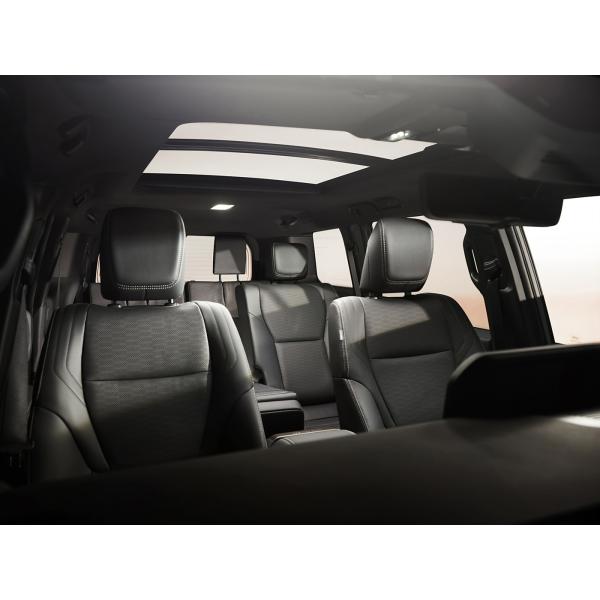 FAW Toyota Land Cruiser Prado Gasoline Automobile Offroad Mid Sized SUV