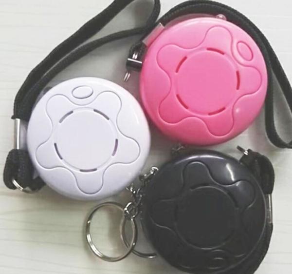 CE Personal Security Alarms 50x21mm Keychain Led Flashing Light Safety Panic Bracelet For Elderly