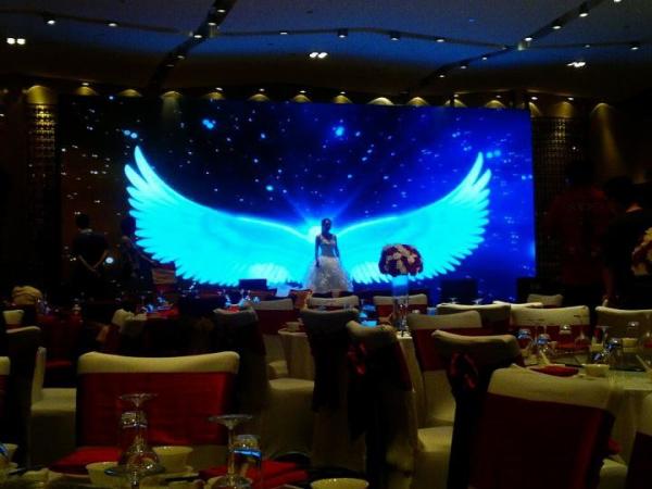 480x480mm Fine Pixel Pitch LED Display P1.875mm For Night Club Entertainment