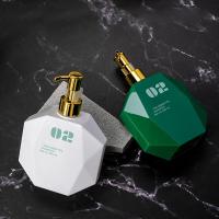 300 ml PETG vert/blanc Polyédrique lisse avec pompe dorée pour bouteille de lotion shampooing
