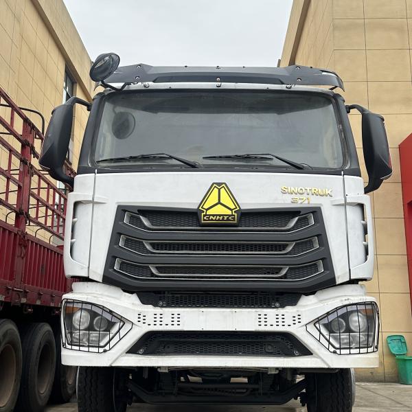 25-30T Sinotruk Hohan Nx 6x4 camionneur déchargeur Lhd Rhd Diesel 10 roues camionneur déchargeur pour le marché africain