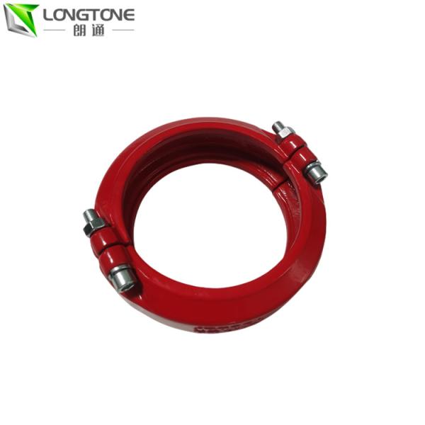 Montant le tuyau de pompe concrète les garnitures cassent le collier de la conduite en caoutchouc