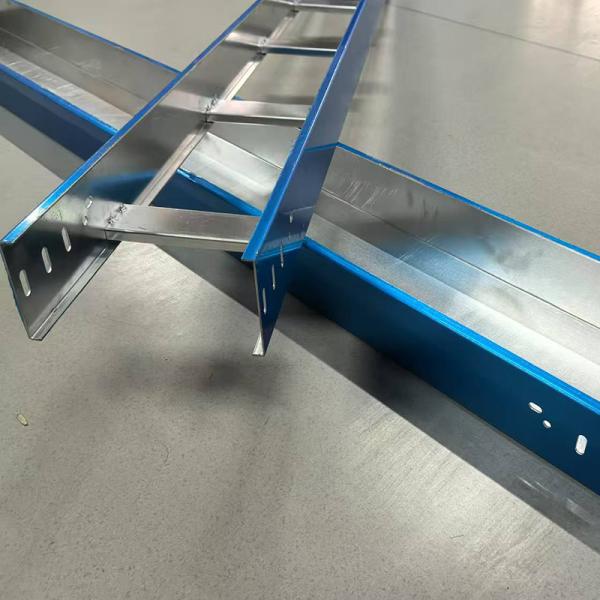 Floor Mounted Aluminum Cable Tray with High Corrosion Resistance and Easy Installation