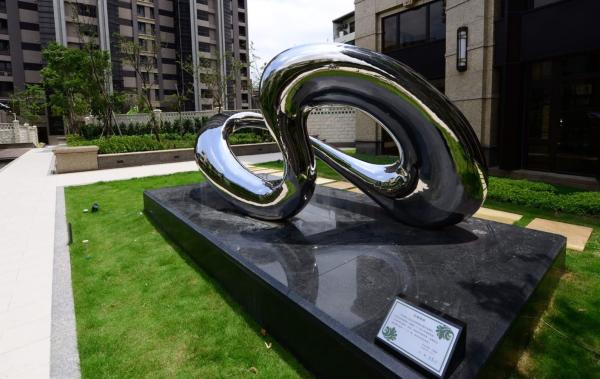 Do estilo artificial exterior decorativo da escultura do metal da jarda arte de aço inoxidável infinita