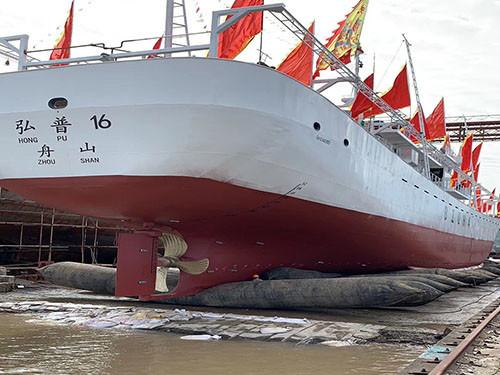 navio 19,000T que lança Marine Airbags 0.15MPa a 0.35MPa