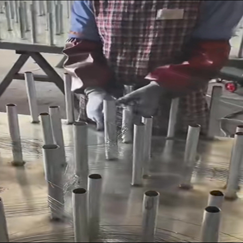 Low Visibility Galvanized Steel Wire Anti Tank Barrier Wire Mesh with Customizable Size