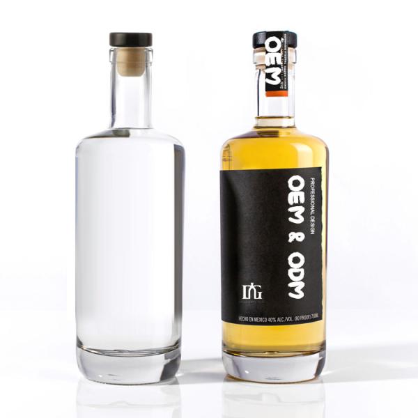 250ml/500ml/700ml/750ml  Flint Glass Spirit Bottles with CORK Sealing Type