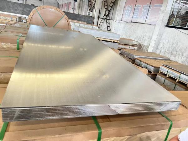 0.4 Mm 0.5 Mm 0.6 Mm 0.8 Mm Mirror Finish Aluminium Sheet Cladding For Ceiling Door 1060 1050