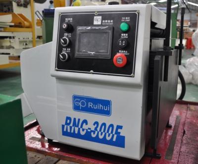 Aparelho de manutenção servo automático da bobina da chapa metálica do alimentador do rolo do Nc