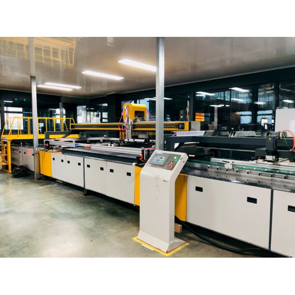 Low lron Tempered Glass for Solar Panel Backsheet