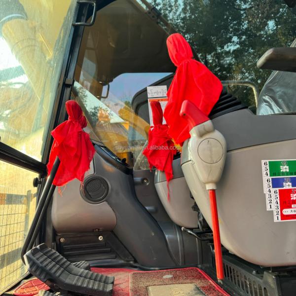 Pompes hydrauliques et cylindres pour le concassage