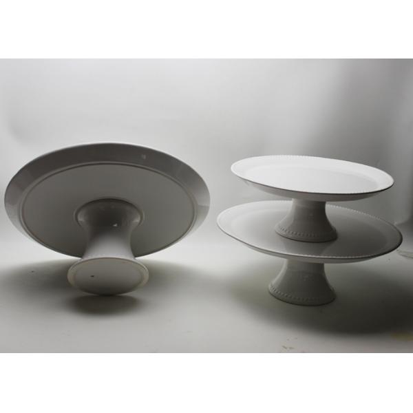 White Ceramic Cake Stand Simple Design Simple Taste For Wedding / Birthday Party