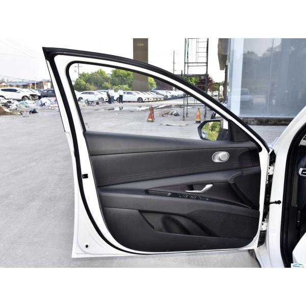 2023 Hyundai Elantra Sedan 5-Seater FWD Leather Seats Petrol 's Leading Passenger Car